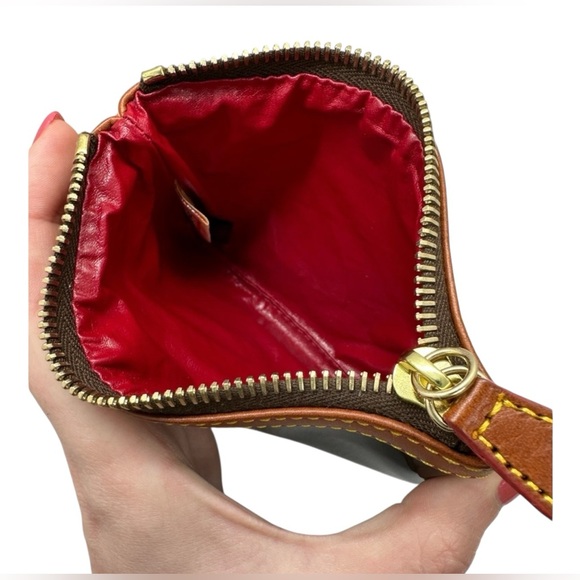 DOONEY AND BOURKE VINTAGE BLACK PATENT LEATHER CARD POUCH - Picture 7 of 10